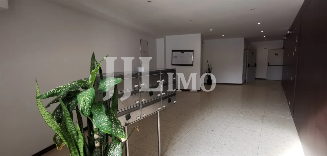 Apartamento T2 para Arrendamento em Arroios Foto 24