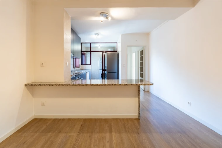 Apartamento T1 para Arrendamento em São Mamede de Infesta e Senhora da Hora Foto 15