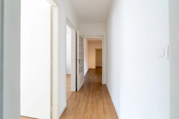 Apartamento T1 para Arrendamento em São Mamede de Infesta e Senhora da Hora Foto 11