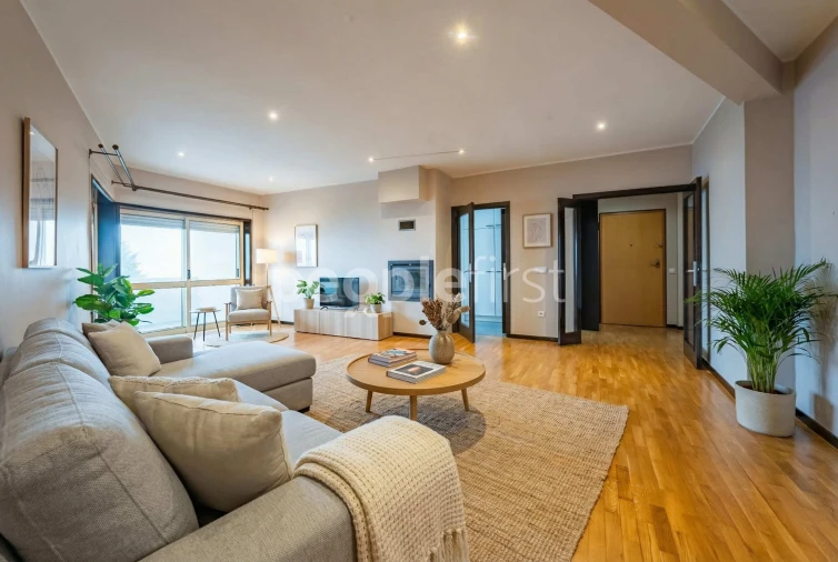 Apartamento T3 para Venda em Gondomar (São Cosme), Valbom e Jovim