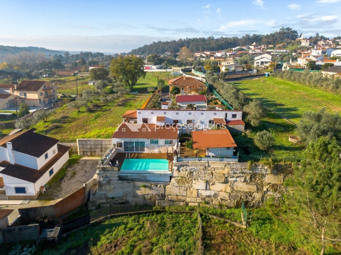 Moradia T9 para Venda em Milagres