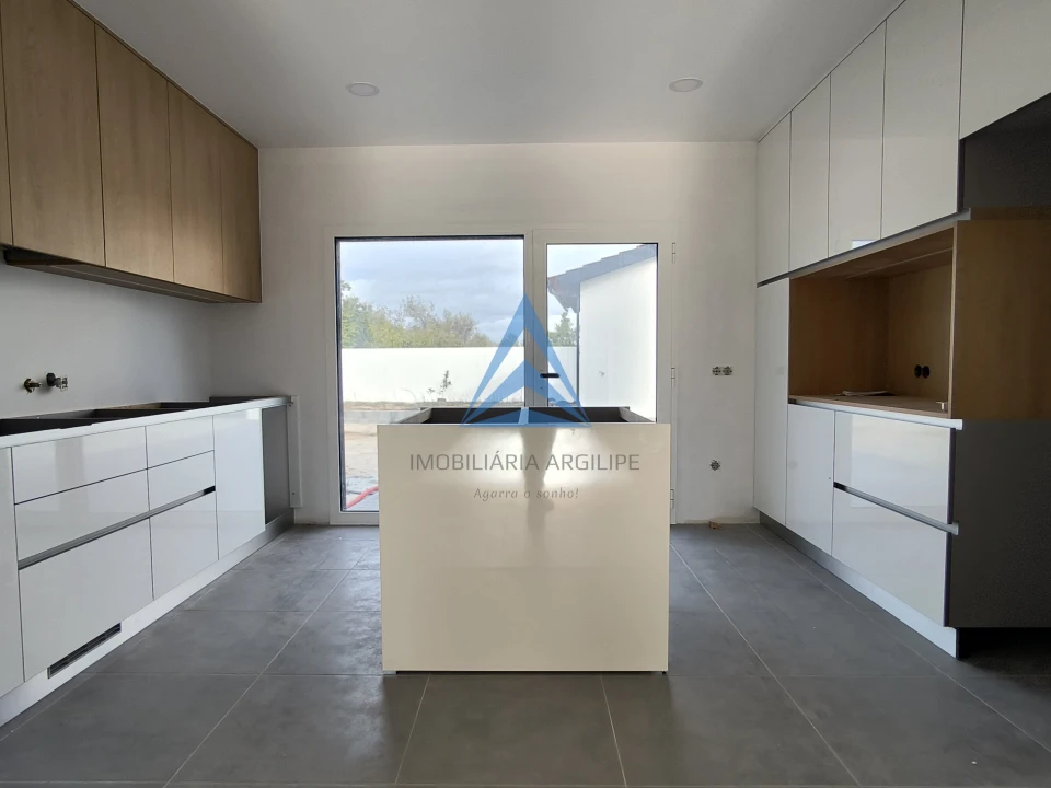 Moradia T4 para Venda em Pombal Foto 19