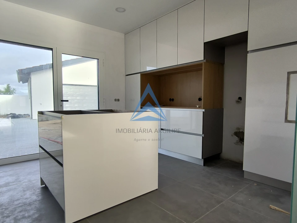 Moradia T4 para Venda em Pombal Foto 17