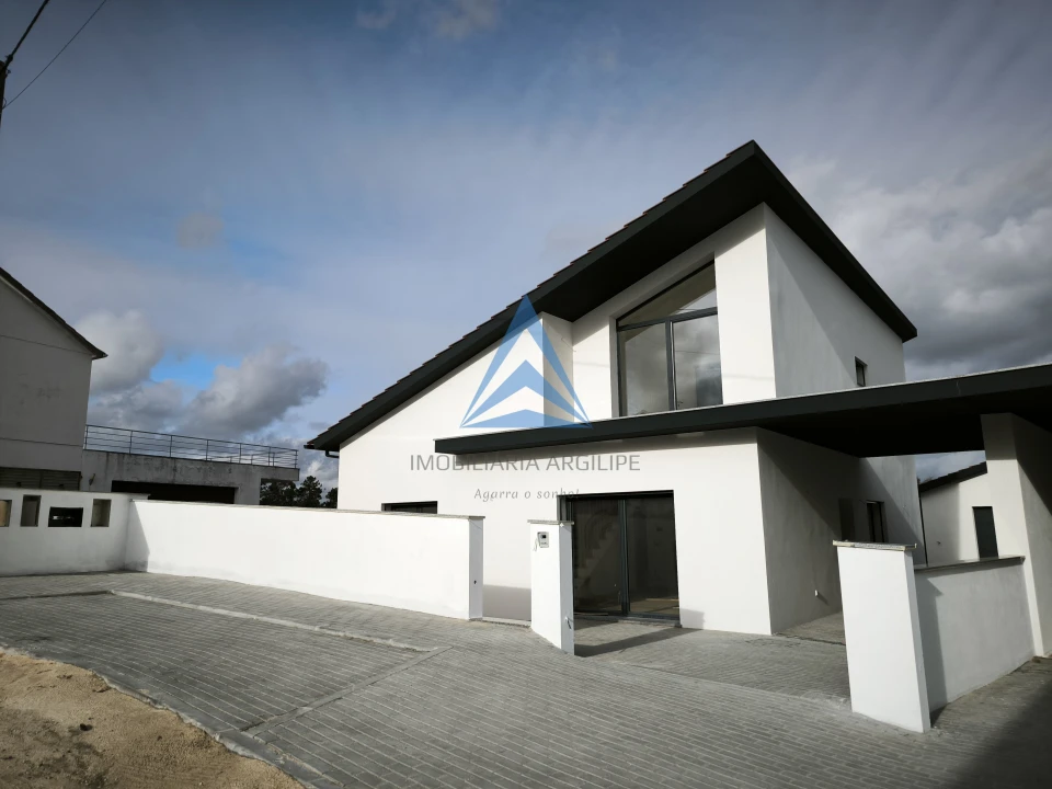 Moradia T4 para Venda em Pombal Foto 5