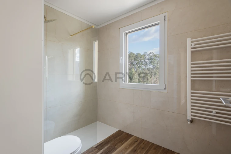 Moradia T3 para Venda em Espinho Foto 15