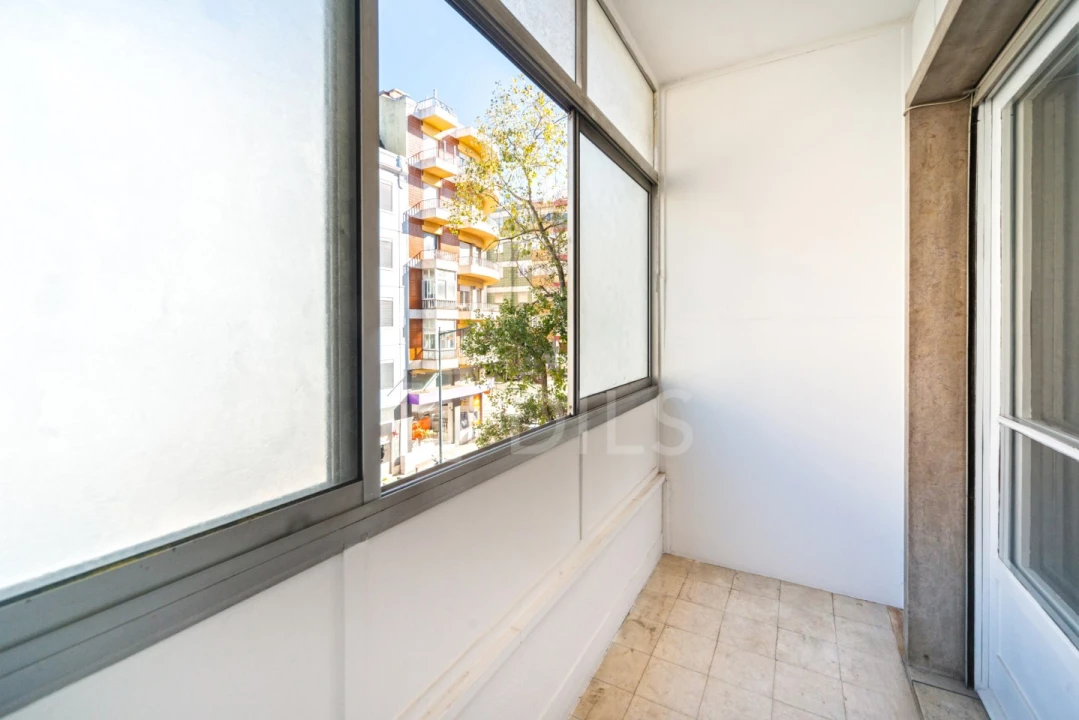 Apartamento T2 para Venda em Santo António Foto 20