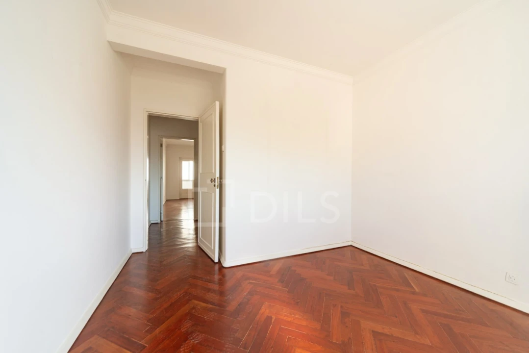 Apartamento T2 para Venda em Santo António Foto 14