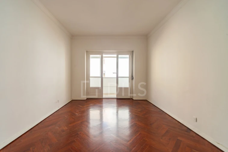 Apartamento T2 para Venda em Santo António Foto 4