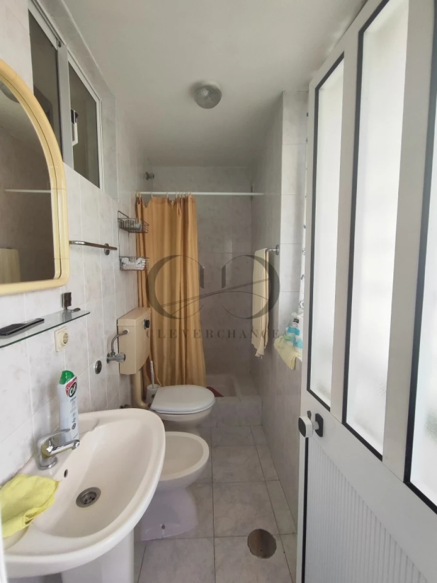 Prédio para Venda em Santa Marinha e São Pedro da Afurada Foto 28