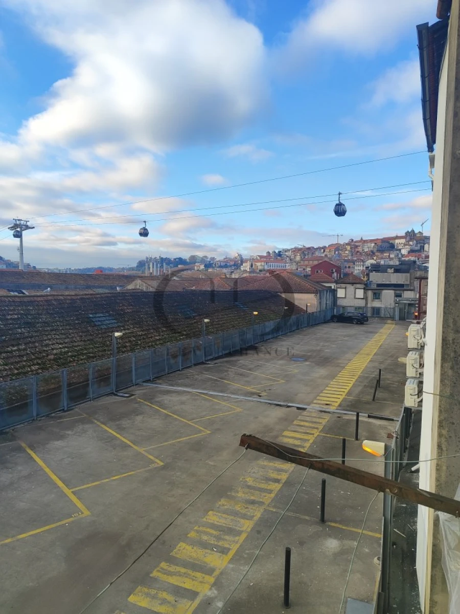 Prédio para Venda em Santa Marinha e São Pedro da Afurada Foto 29