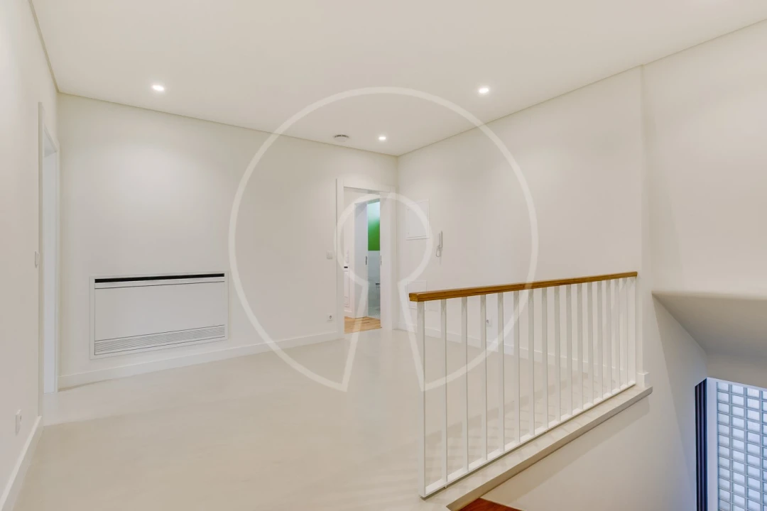 Moradia T5 para Arrendamento em Cascais e Estoril Foto 22