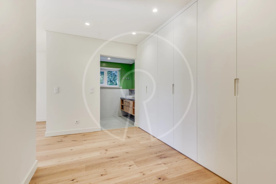 Moradia T5 para Arrendamento em Cascais e Estoril Foto 24