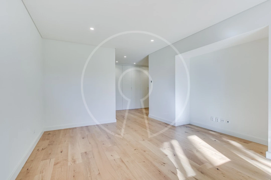 Moradia T5 para Arrendamento em Cascais e Estoril Foto 27