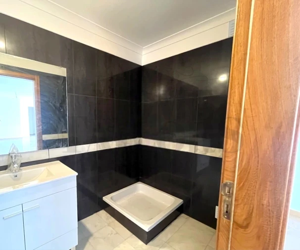 Moradia T4 para Venda em Sesimbra (Castelo) Foto 14