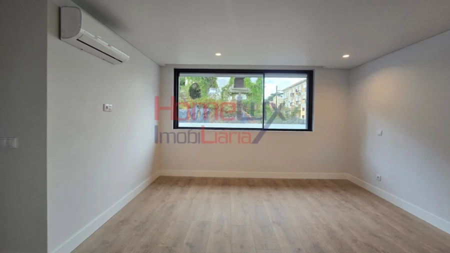 Moradia T3 para Venda em Lordelo do Ouro e Massarelos Foto 9