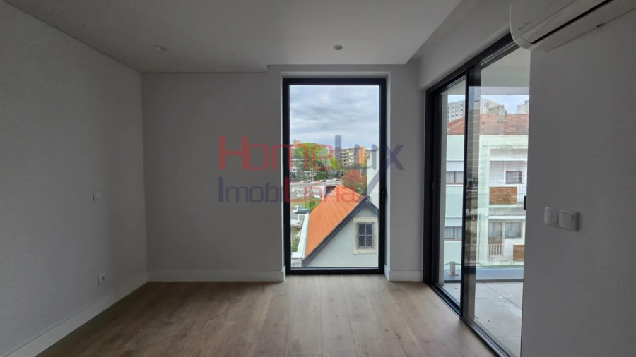 Moradia T3 para Venda em Lordelo do Ouro e Massarelos Foto 18