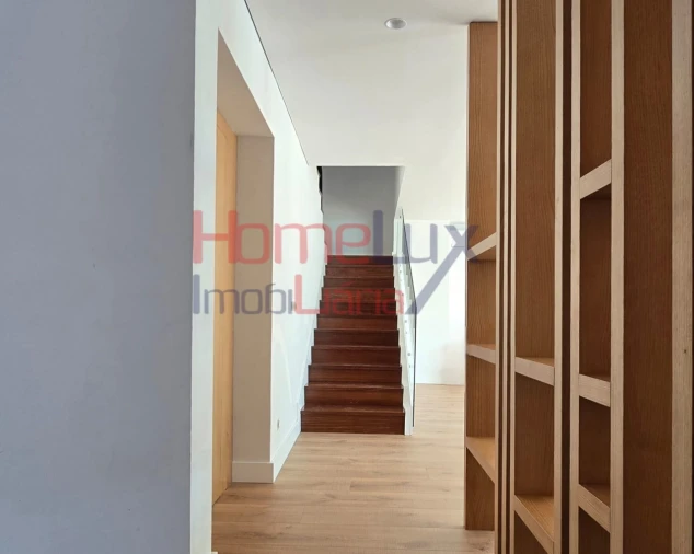 Moradia T3 para Venda em Lordelo do Ouro e Massarelos Foto 7