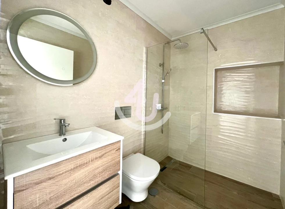 Apartamento T1 para Venda em Alfeizerão Foto 10