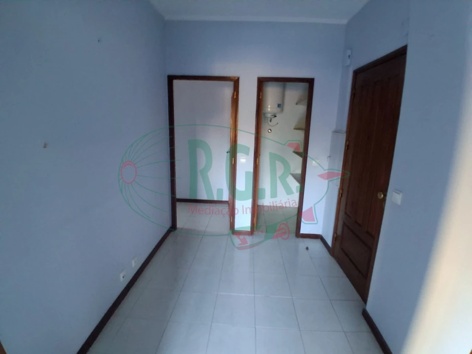 Apartamento T2 para Venda em Baguim do Monte (Rio Tinto) Foto 2