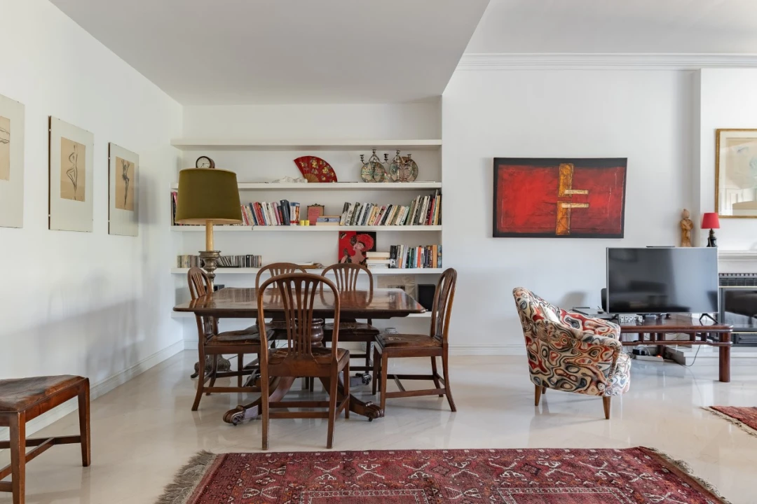 Apartamento T3 para Venda em Alvalade Foto 2