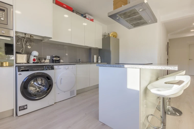 Apartamento T2 para Venda em Seixal, Arrentela e Aldeia de Paio Pires Foto 10