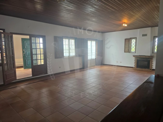 Moradia T5 para Arrendamento em Porto Covo Foto 3