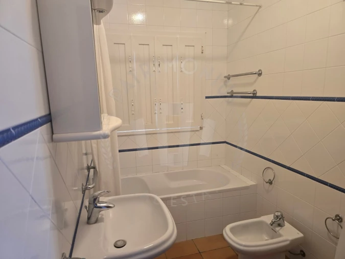 Moradia T5 para Arrendamento em Porto Covo Foto 9