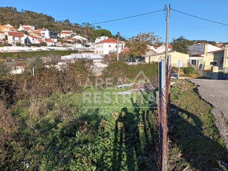 Terreno para Venda em Lousa Foto 3