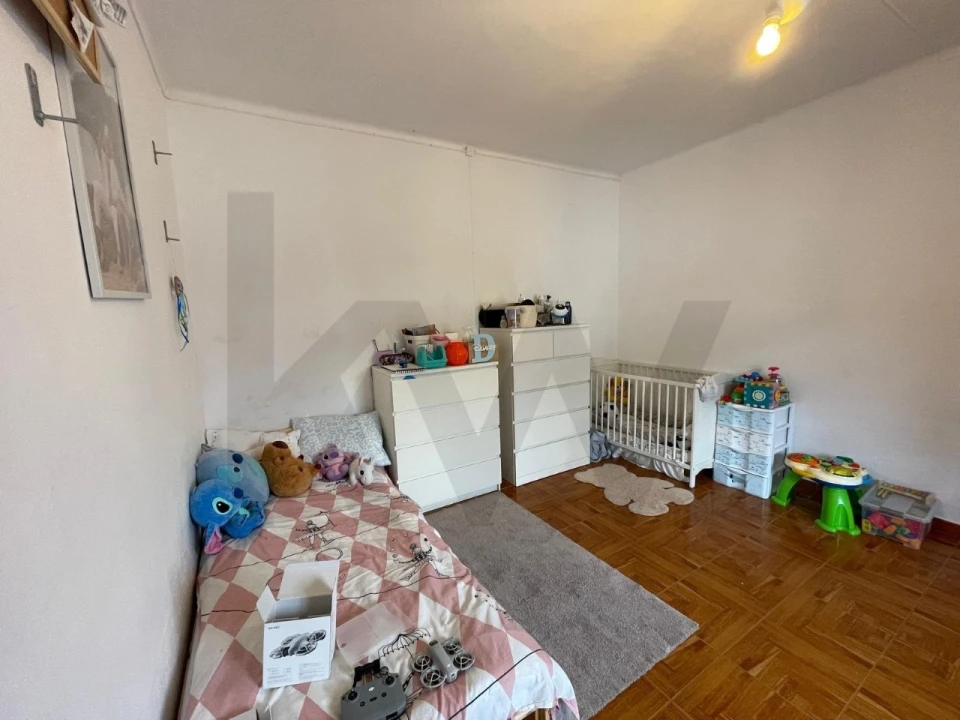 Moradia T2 para Venda em Azinhaga Foto 4