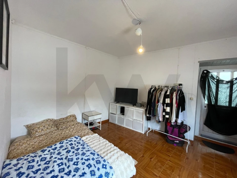 Moradia T2 para Venda em Azinhaga Foto 5