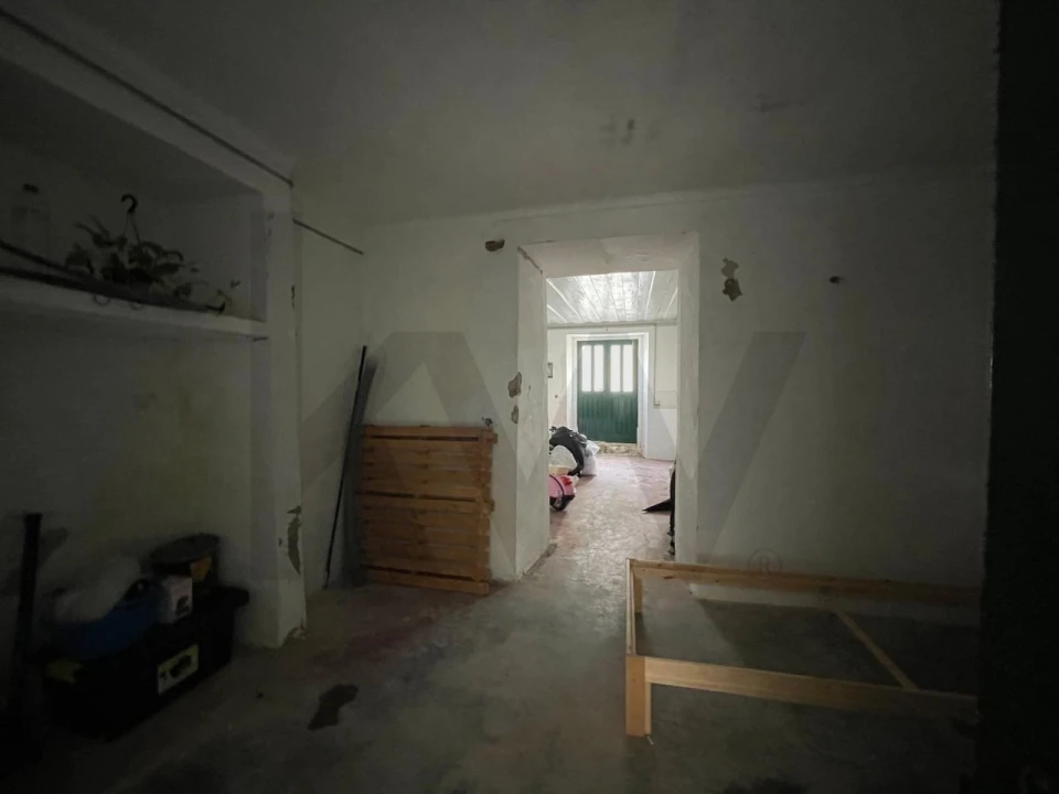 Moradia T2 para Venda em Azinhaga Foto 12