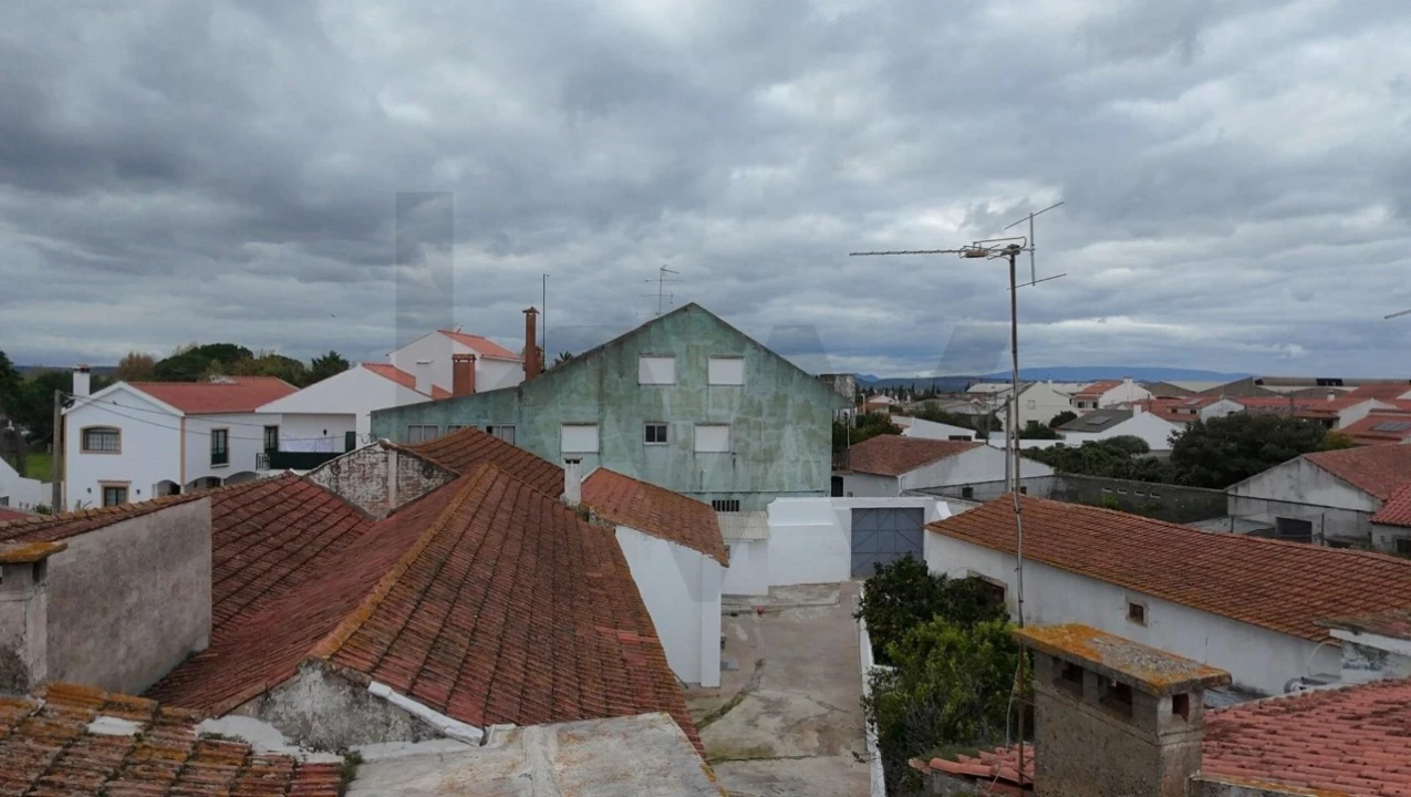 Moradia T2 para Venda em Azinhaga Foto 19