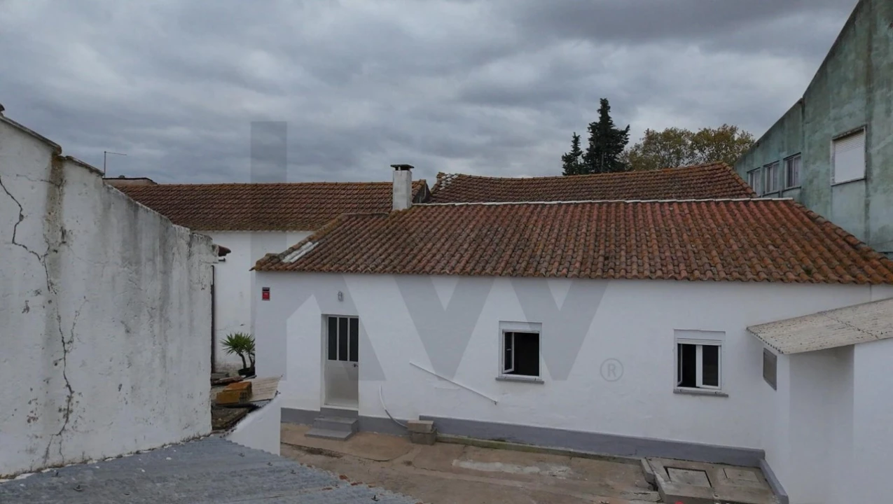 Moradia T2 para Venda em Azinhaga Foto 22