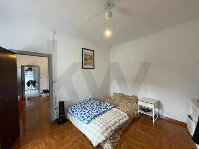 Moradia T2 para Venda em Azinhaga Foto 6