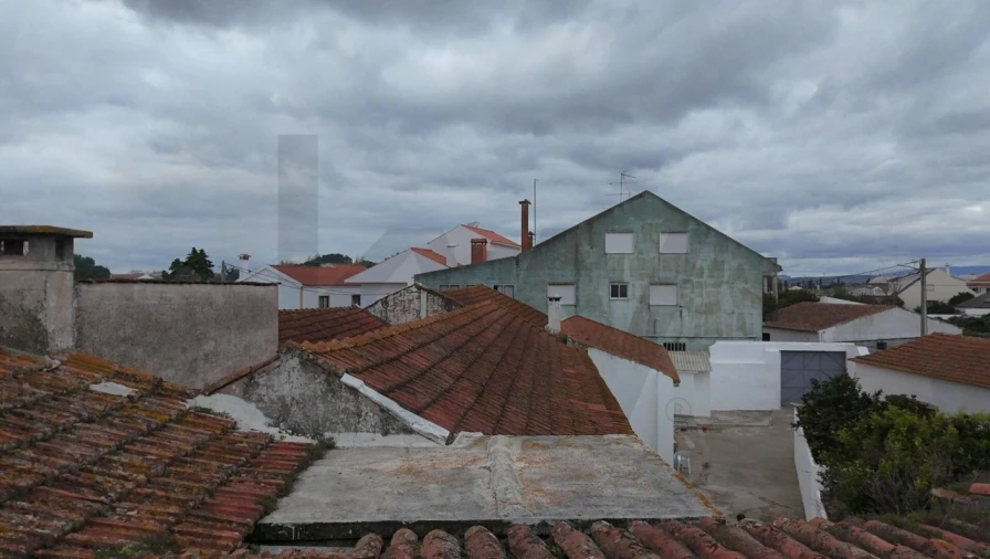 Moradia T2 para Venda em Azinhaga Foto 28