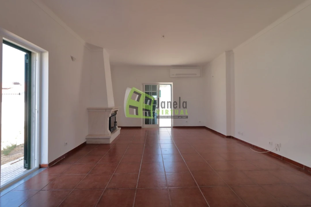 Moradia T4 para Venda em Quinta do Anjo Foto 7