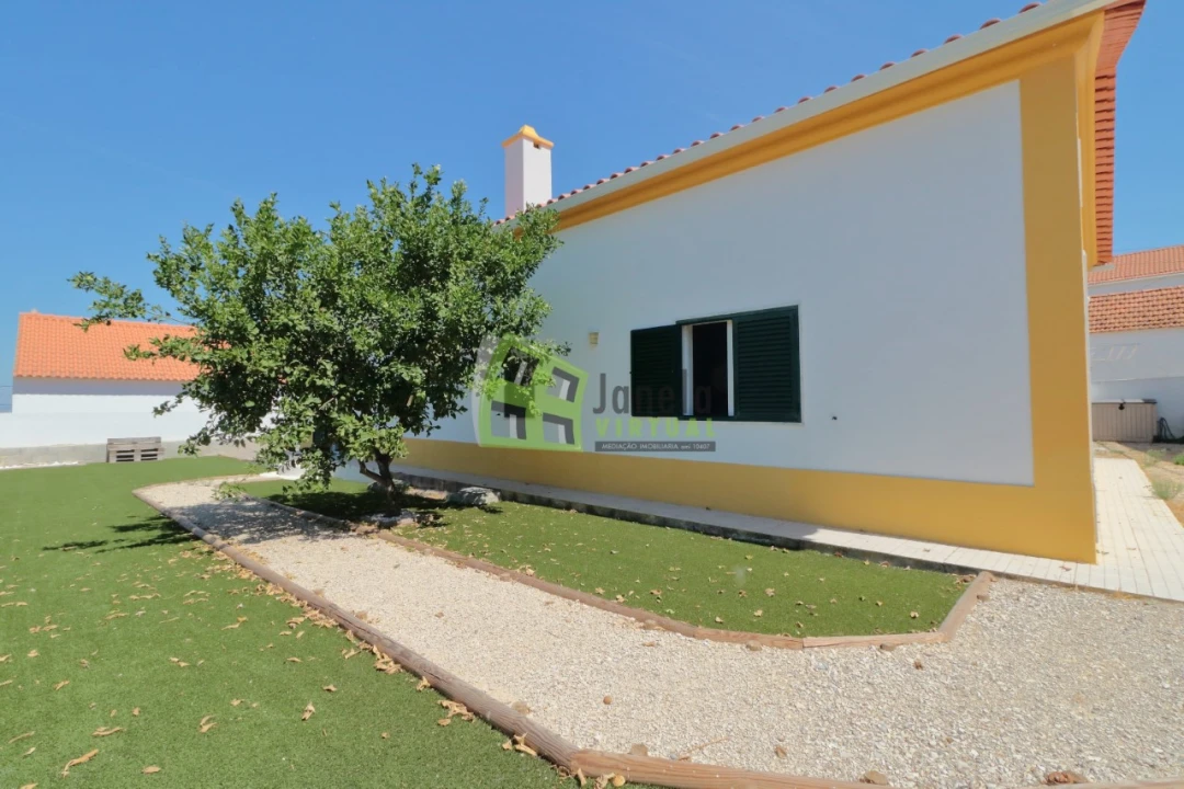 Moradia T4 para Venda em Quinta do Anjo Foto 30