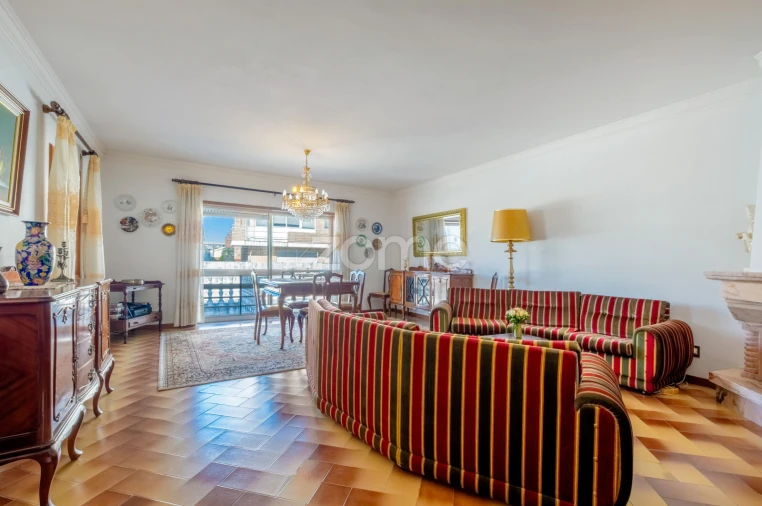 Moradia T5 para Arrendamento em Matosinhos e Leça da Palmeira Foto 10