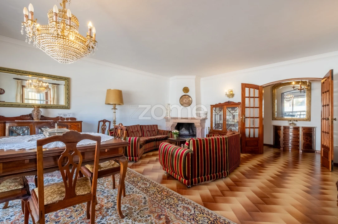 Moradia T5 para Arrendamento em Matosinhos e Leça da Palmeira Foto 11