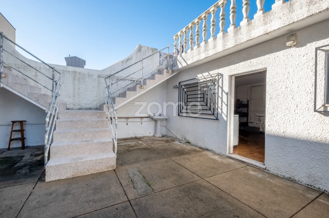 Moradia T5 para Arrendamento em Matosinhos e Leça da Palmeira Foto 49