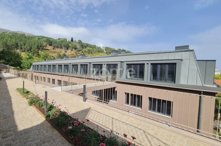 Apartamento T1 para Venda em Covilhã e Canhoso Foto 12