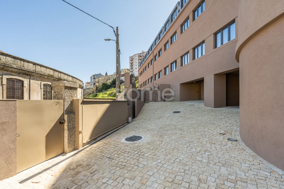 Apartamento T1 para Venda em Covilhã e Canhoso Foto 5