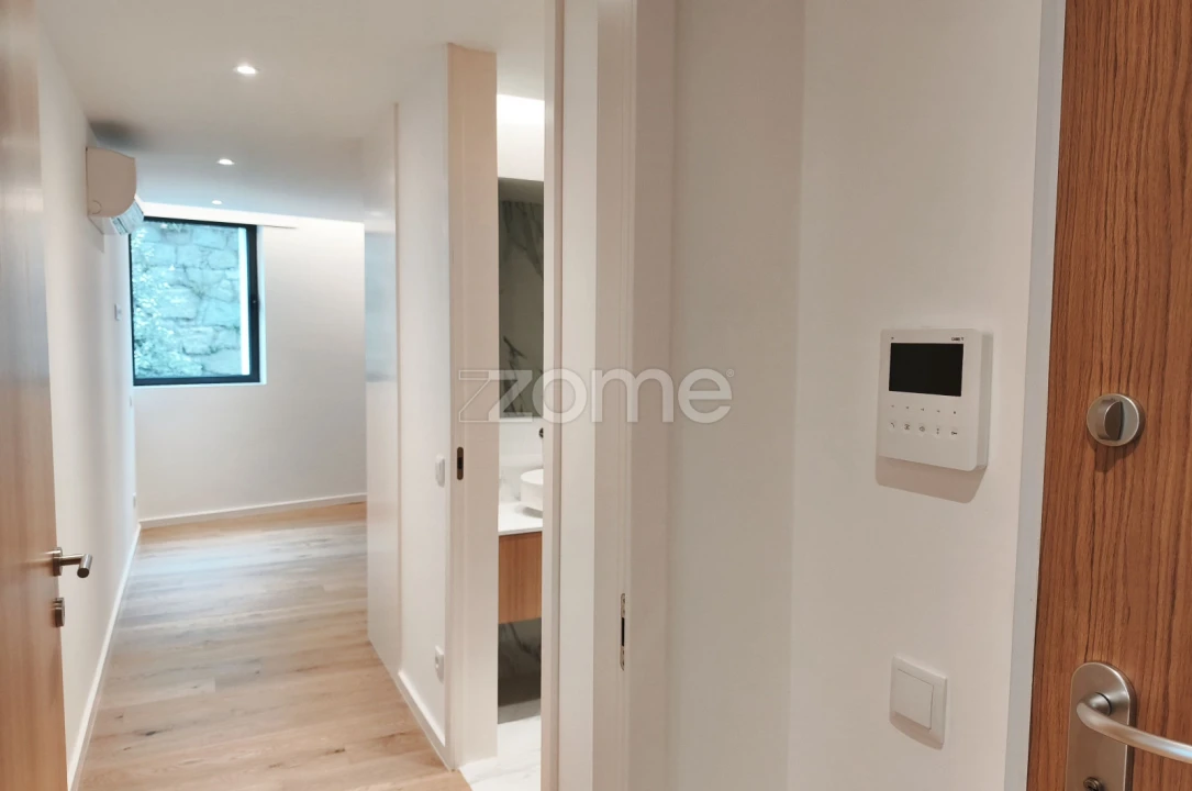 Apartamento T2 para Venda em Canidelo Foto 3