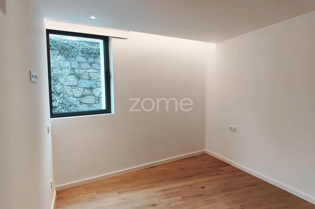 Apartamento T2 para Venda em Canidelo Foto 10