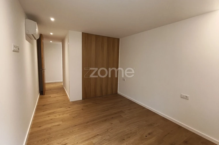 Apartamento T2 para Venda em Canidelo Foto 18