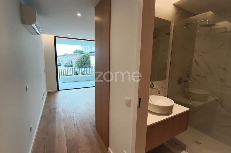 Apartamento T2 para Venda em Canidelo Foto 20