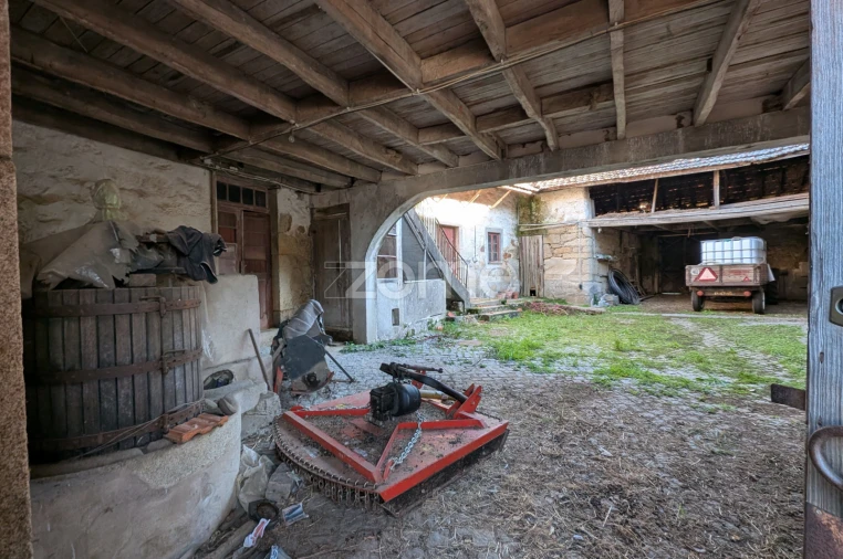 Quinta T5 para Venda em Pedroso e Seixezelo Foto 4