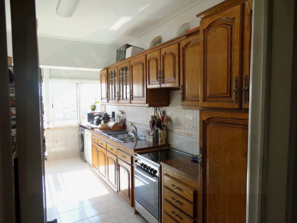 Apartamento T3 para Venda em Mina de Água Foto 11