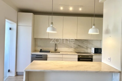 Apartamento T2 para Arrendamento em Ramalde