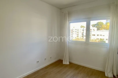 Apartamento T2 para Arrendamento em Ramalde